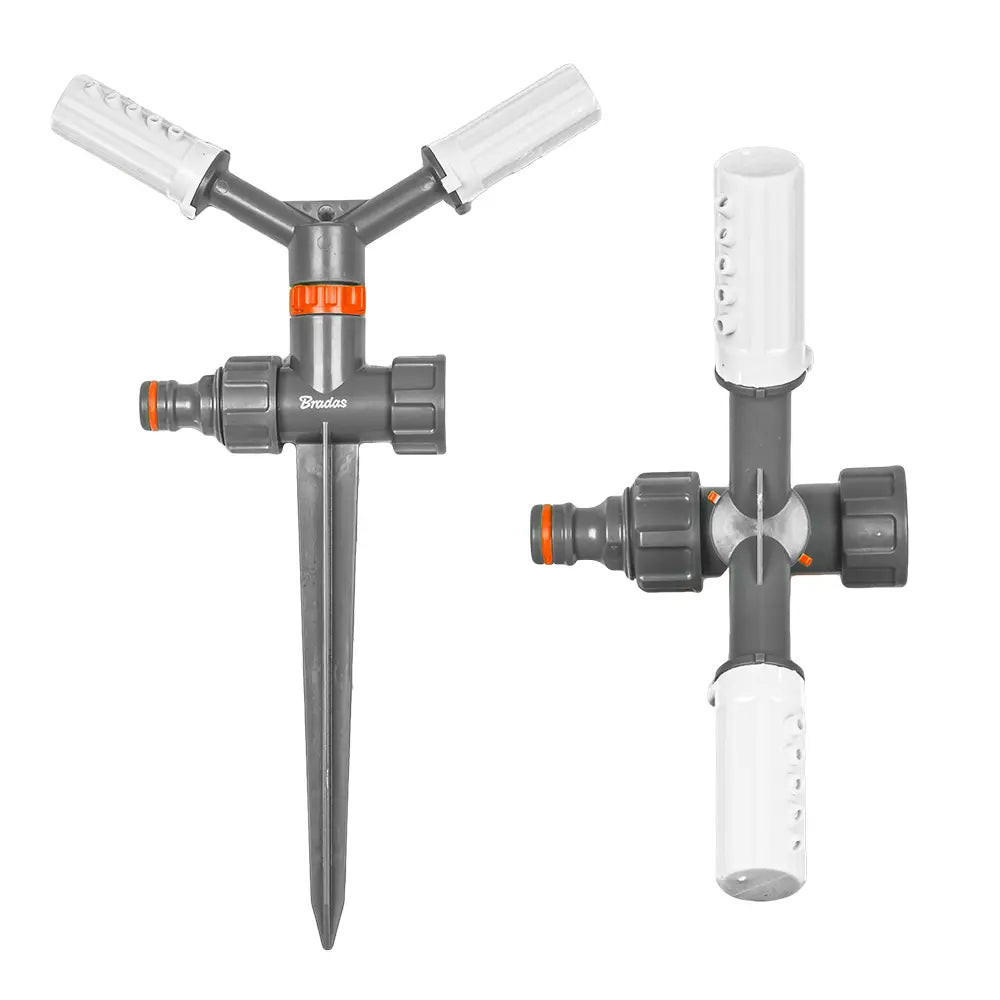 Bradas WHITE LINE 2-Arm Rotationssprenger auf Spike mit verstellbaren Armen für optimale Bewässerung.