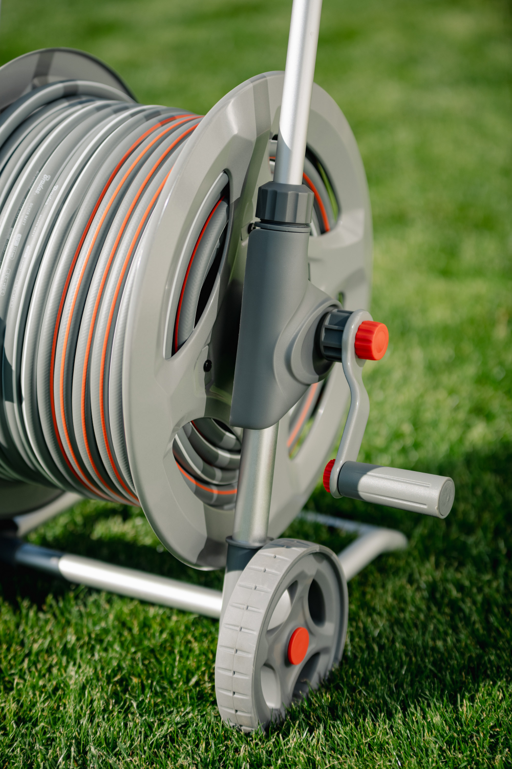 Set mit Hahnadapter, Schnellkupplungen und Gartenschlauch für einfache Handhabung