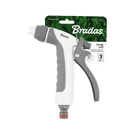 Detailansicht der Bradas WHITE LINE Spritzpistole mit patentierter Wasserstromregelung.